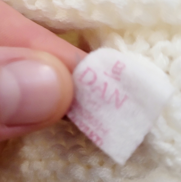 Cropped sweater - Picture 7 of 8